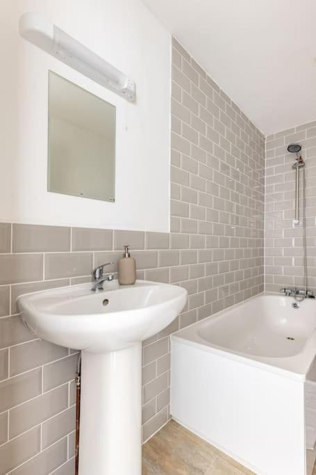 Streatham Daire Londra Dış mekan fotoğraf
